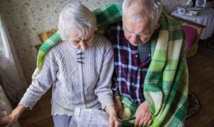 News 12 Fuel poverty elderly couple 1495103
